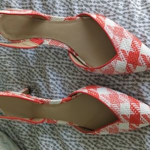 Ann Taylor orange and white slingbacks 9.5